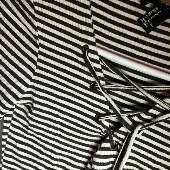 🟪Forever 21 S army green and white long sleeve form fitted dress - Picture 5 of 7